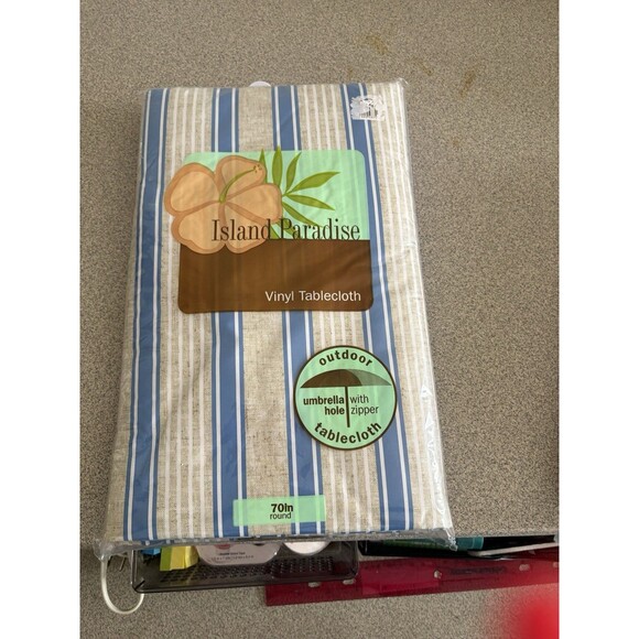 Tablecloth Vinyl Blue/tan 70 Inch Round With Umbrella Hole - Picture 1 of 5